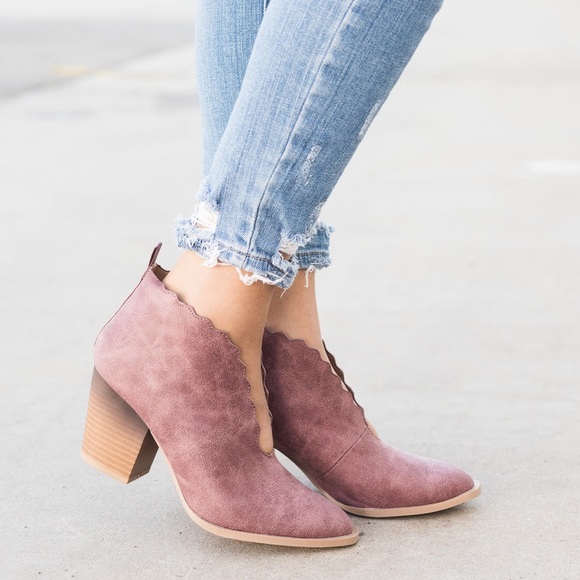 Kira | Scalloped Rose Booties - Picture 2 of 5